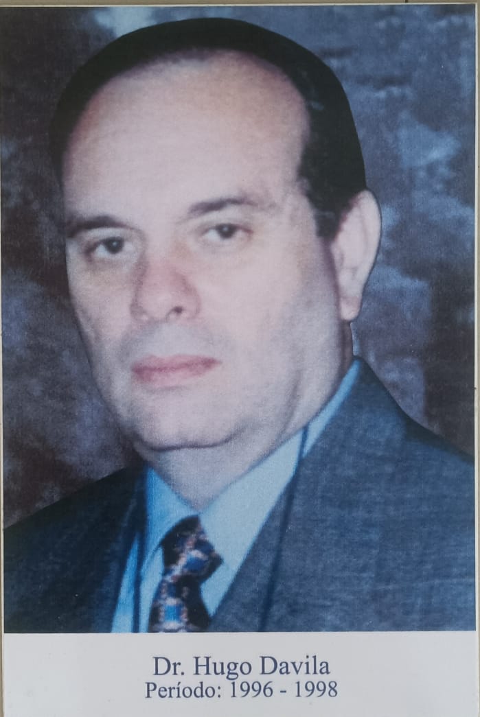 Dr. Hugo Dávila
