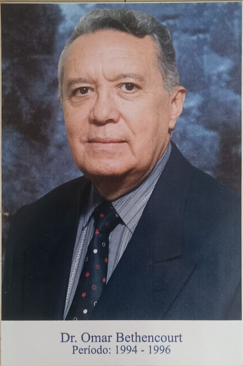 Dr. Omar Bethencourt